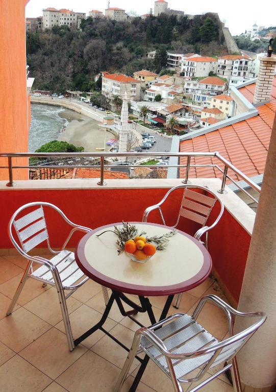 Apartments Djakonovic Ulcinj Zimmer foto